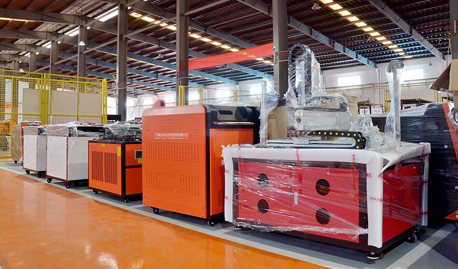 激光焊接機生產車間