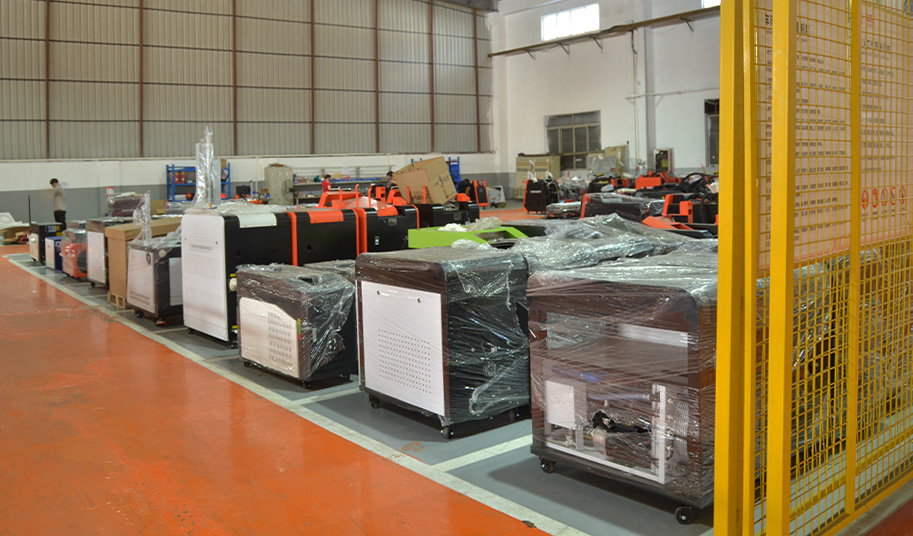 激光焊接機生產車間